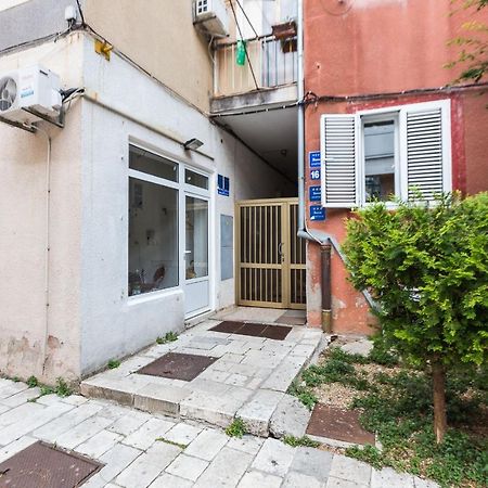זאדאר Karla'S Exclusive Central Apartment מראה חיצוני תמונה
